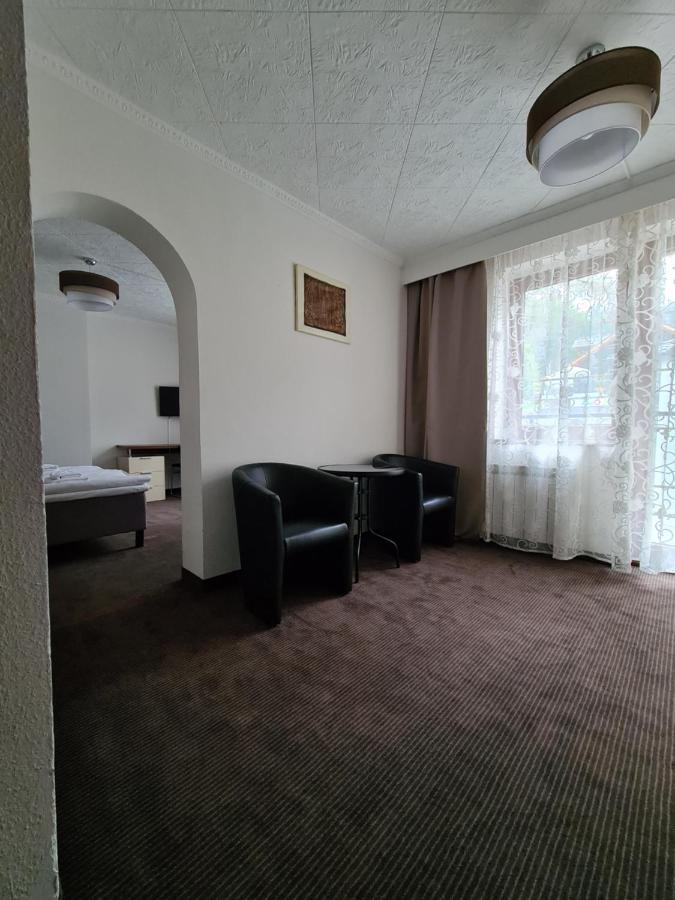 Hotel Kolorowa 卡尔帕奇 外观 照片